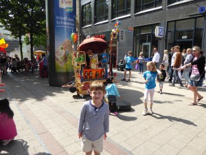 Jack with another Busker!